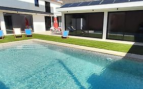 Sargaco Suite Pool And Beach